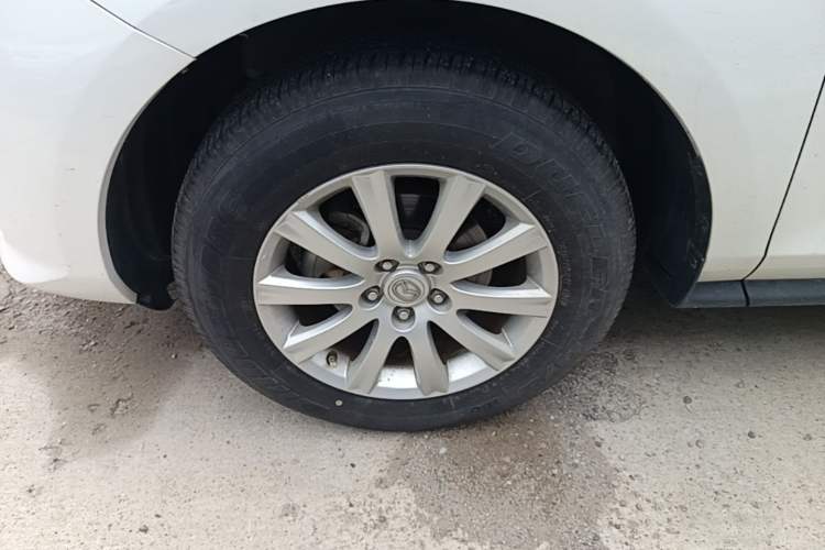 Used Mazda CX-7 2014 2.5L 2WD Luxury Edition Left Front Wheel Hub