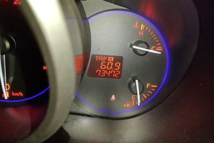 Used Mazda CX-7 2014 2.5L 2WD Fashion Edition Odometer Close Up