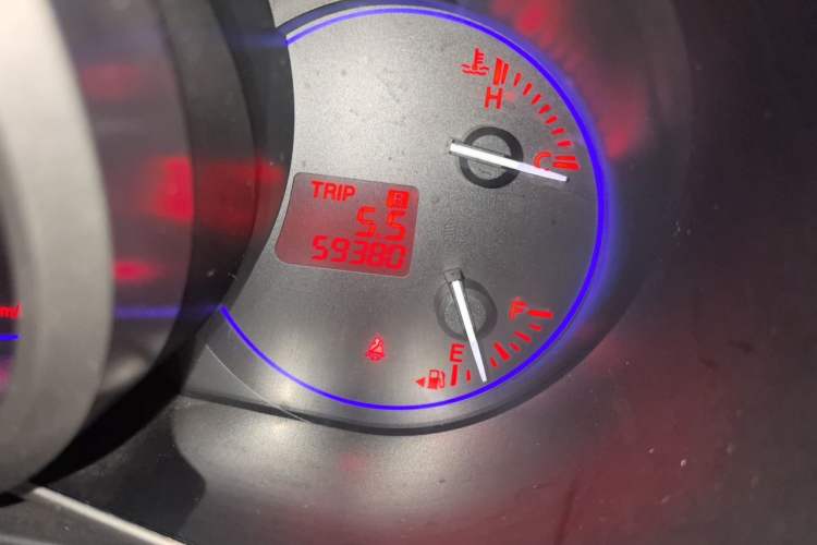 Used Mazda CX-7 2014 2.3T Smart All-Wheel Drive Supreme Edition Odometer Close Up