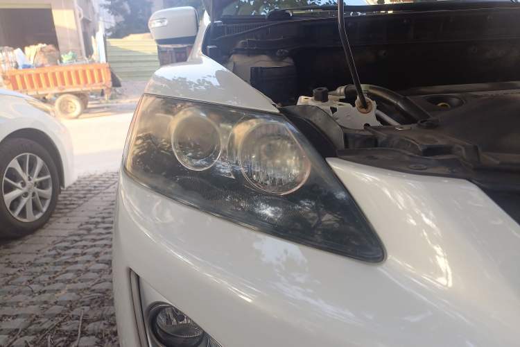 Used Mazda CX-7 2014 2.5L 2WD Fashion Edition Right Front Headlight