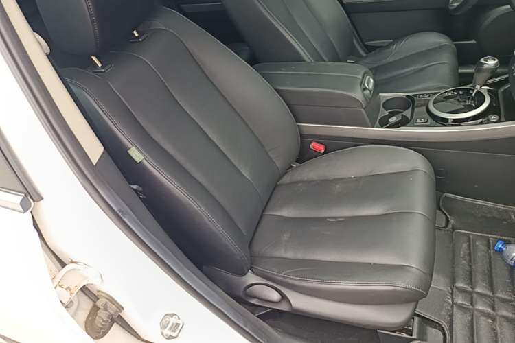 Used Mazda CX-7 2014 2.5L 2WD Luxury Edition Right Front Seat