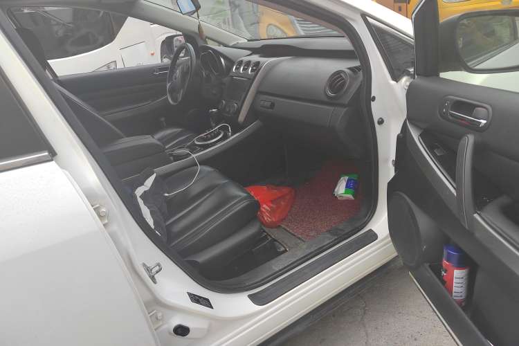 Used Mazda CX-7 2014 2.5L 2WD Luxury Edition Right Front Seat