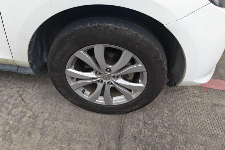 Used Mazda CX-7 2014 2.3T Smart All-Wheel-Drive Sport Edition Right Front Wheel Hub