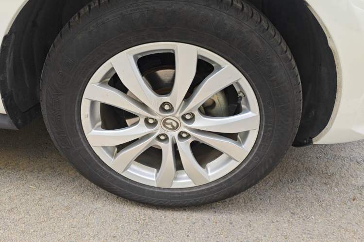 Used Mazda CX-7 2014 2.3T Smart All-Wheel-Drive Sport Edition Right Front Wheel Hub