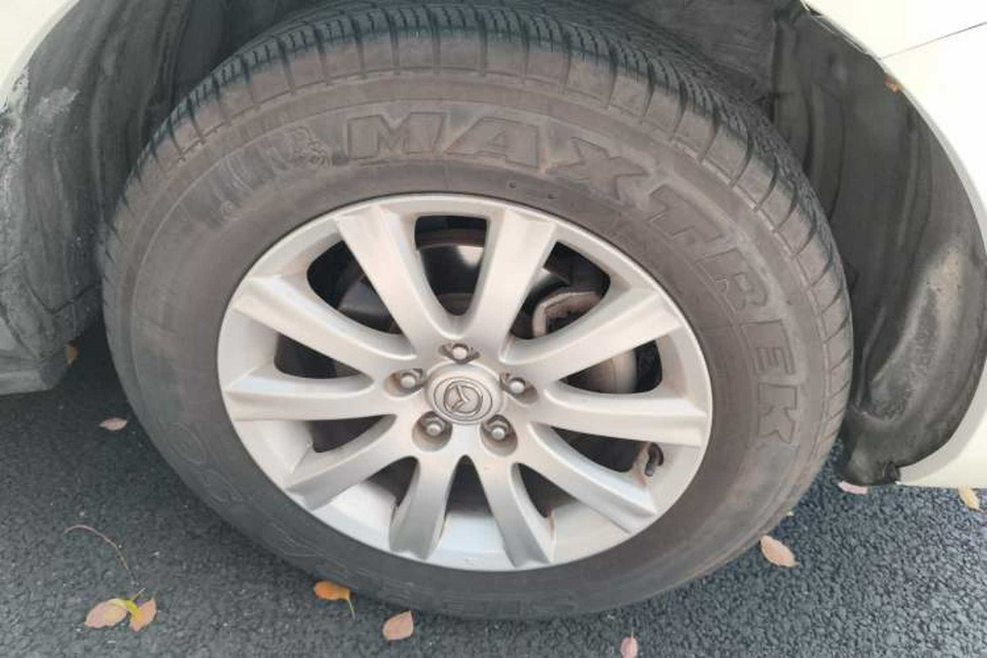 Used Mazda CX-7 2014 2.5L 2WD Luxury Edition Right Front Wheel Hub
