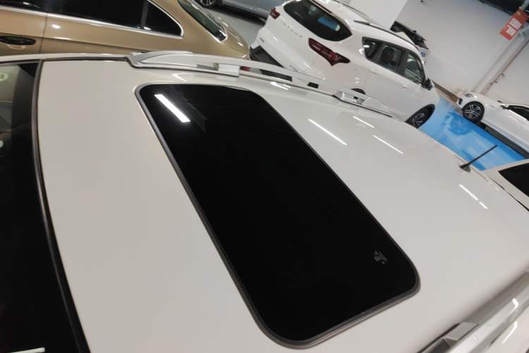 Used Mazda CX-7 2014 2.3T Smart All-Wheel-Drive Sport Edition Roof