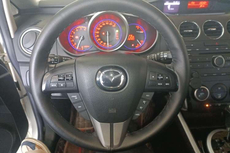 Used Mazda CX-7 2014 2.5L 2WD Luxury Edition Steering Wheel