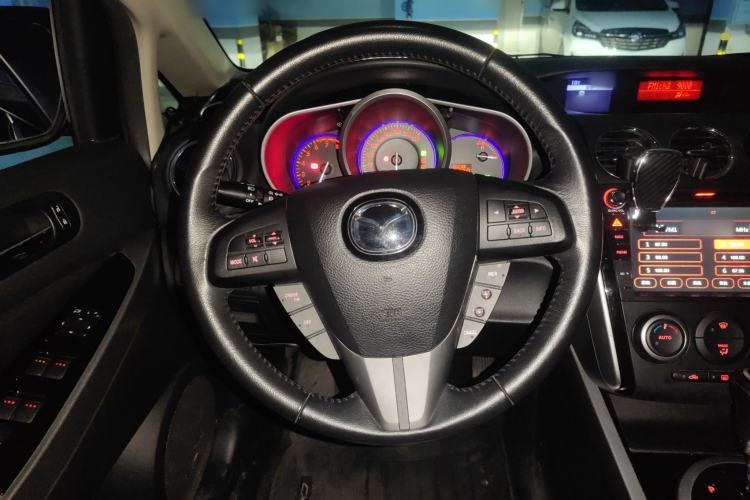 Used Mazda CX-7 2014 2.5L 2WD Premium Edition Steering Wheel