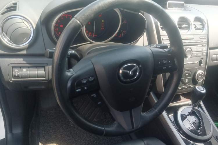 Used Mazda CX-7 2014 2.5L 2WD Luxury Edition Steering Wheel