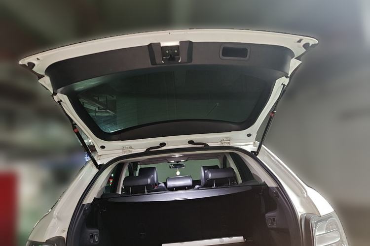 Used Mazda CX-7 2014 2.3T Smart All-Wheel-Drive Sport Edition Trunk
