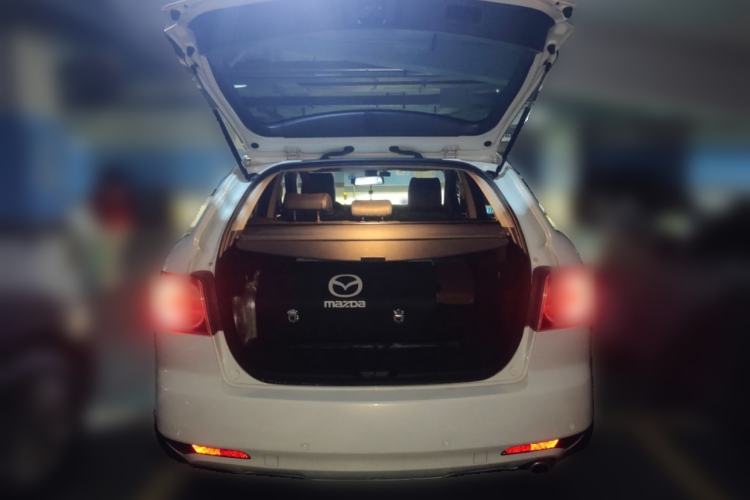 Used Mazda CX-7 2014 2.5L 2WD Premium Edition Trunk