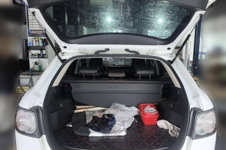 Used Mazda CX-7 2014 2.3T Smart All-Wheel Drive Supreme Edition Trunk