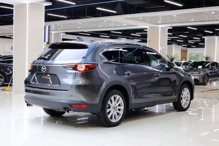Used Mazda CX-8 2019 2.5L Four-Wheel Drive Deluxe Edition Exterior 5