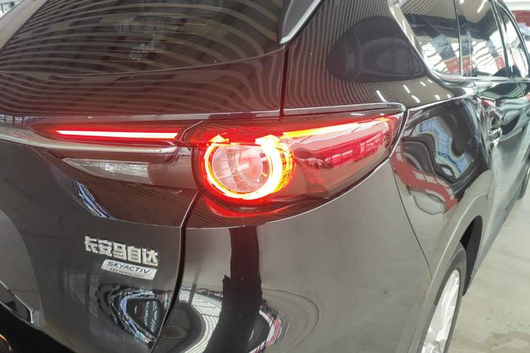 Used Mazda CX-8 2019 2.5L Four-Wheel Drive Deluxe Edition Exterior 3