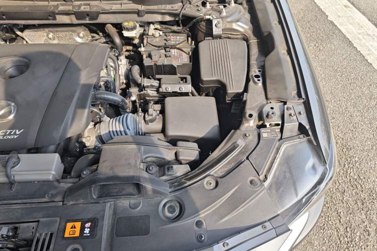 Used Mazda CX-8 2019 2.5L Two-Wheel Drive Luxury Version Engine Bay Left