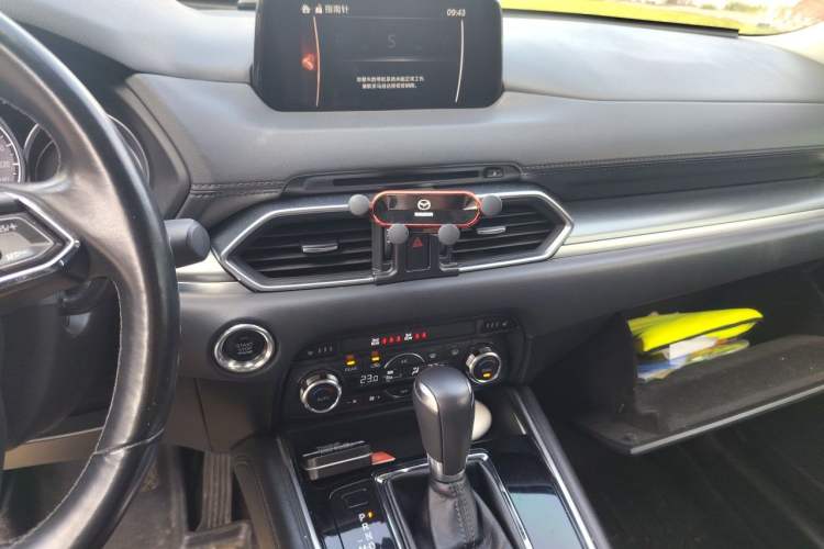 Used Mazda CX-8 2019 2.5L Four-Wheel Drive Deluxe Edition Audio And AC Panel