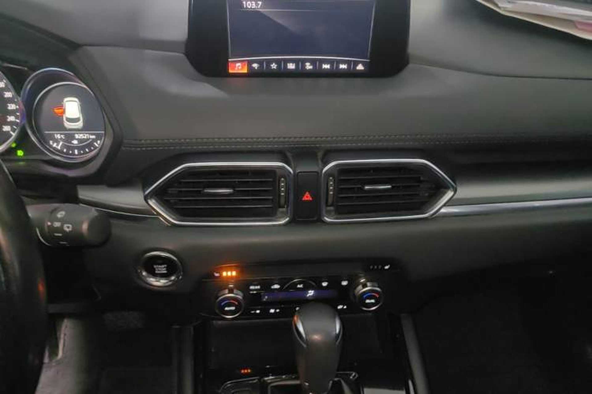 Used Mazda CX-8 2019 2.5L Two-Wheel Drive Prestige Version Audio And AC Panel