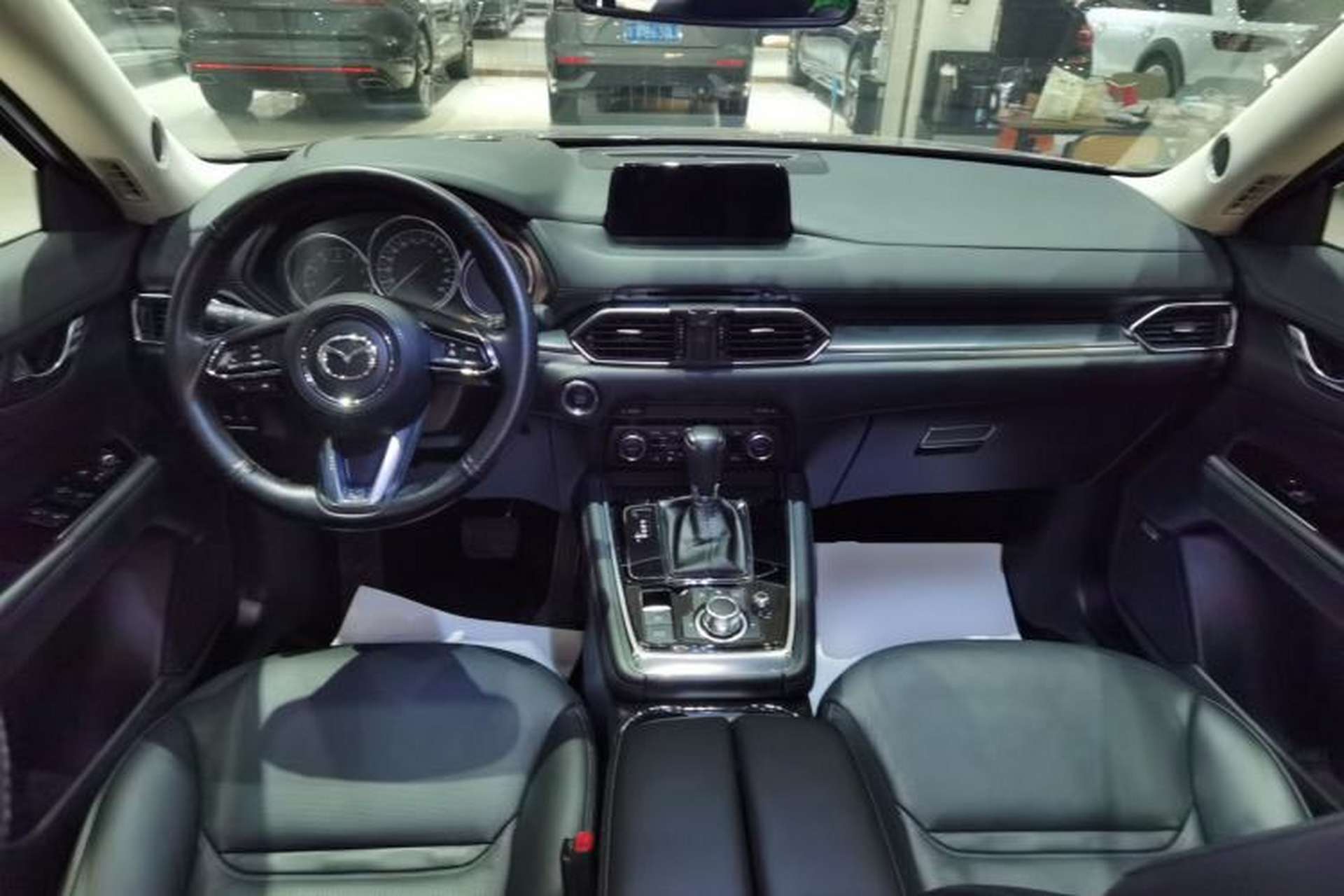 Used Mazda CX-8 2019 2.5L Four-Wheel Drive Deluxe Edition Center Console