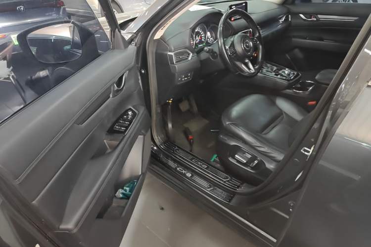 Used Mazda CX-8 2019 2.5L Two-Wheel Drive Prestige Version Driver Seat