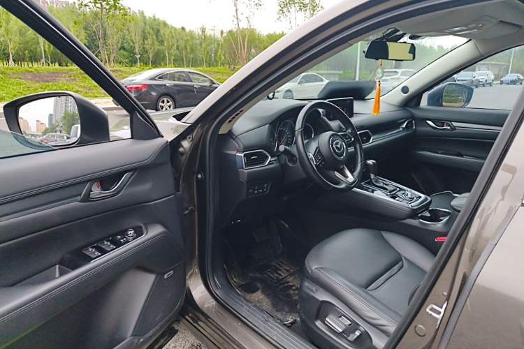 Used Mazda CX-8 2019 2.5L Four-Wheel Drive Deluxe Edition Driver Seat