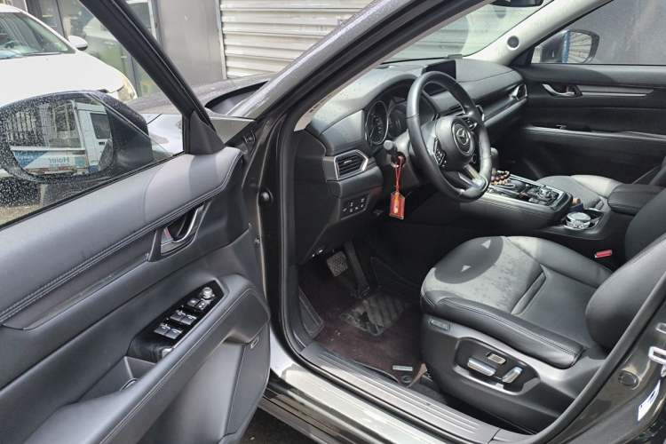 Used Mazda CX-8 2019 2.5L Four-Wheel Drive Deluxe Edition Driver Seat