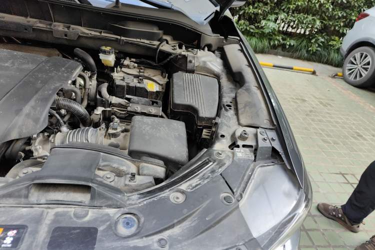 Used Mazda CX-8 2019 2.5L Four-Wheel Drive Flagship Model Engine Bay Left