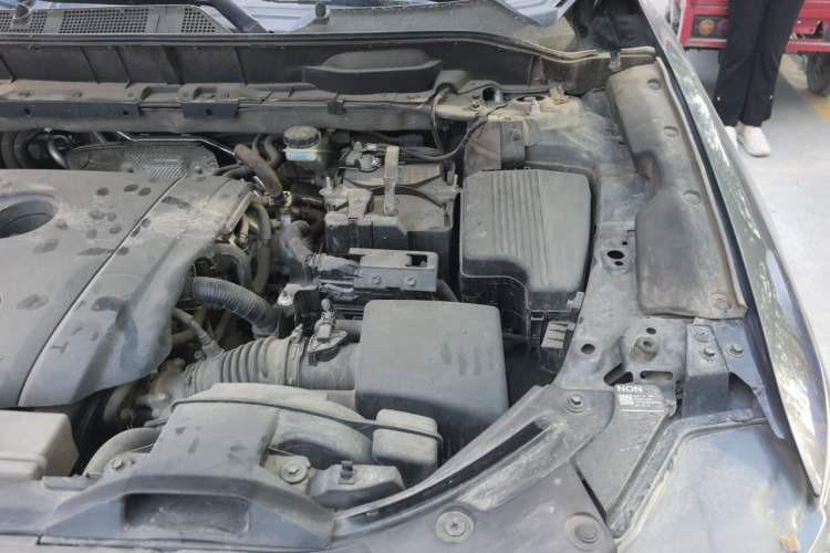Used Mazda CX-8 2019 2.5L Two-Wheel Drive Prestige Version Engine Bay Left