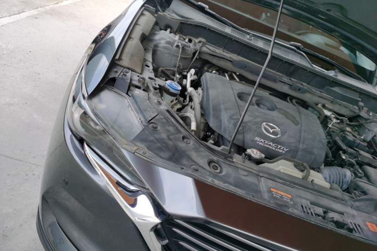 Used Mazda CX-8 2019 2.5L Two-Wheel Drive Prestige Version Engine Bay Right