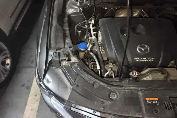 Used Mazda CX-8 2019 2.5L Four-Wheel Drive Deluxe Edition Engine Bay Right