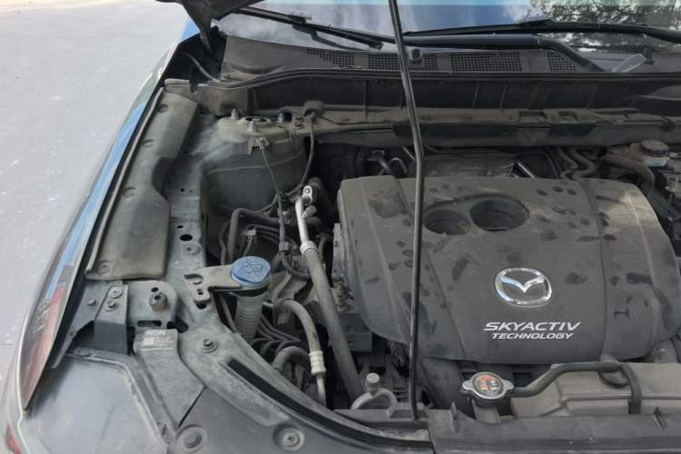 Used Mazda CX-8 2019 2.5L Two-Wheel Drive Prestige Version Engine Bay Right