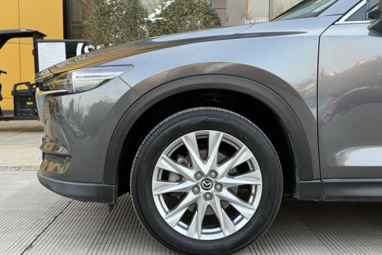 Used Mazda CX-8 2019 2.5L Four-Wheel Drive Deluxe Edition Exterior 5