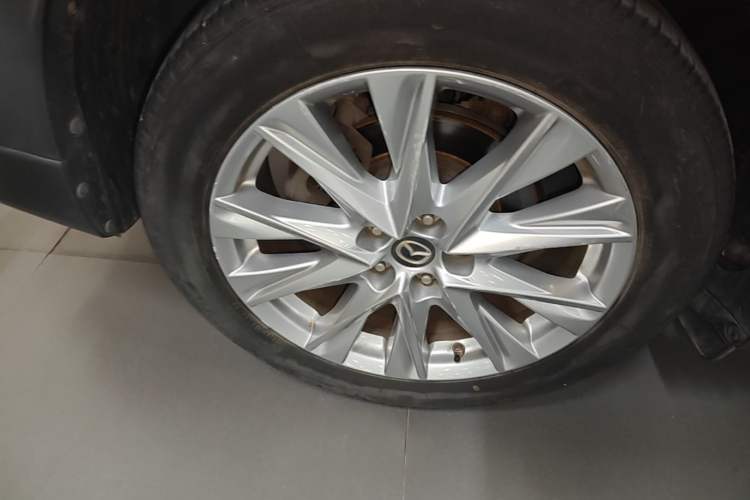Used Mazda CX-8 2019 2.5L Two-Wheel Drive Prestige Version Exterior 5