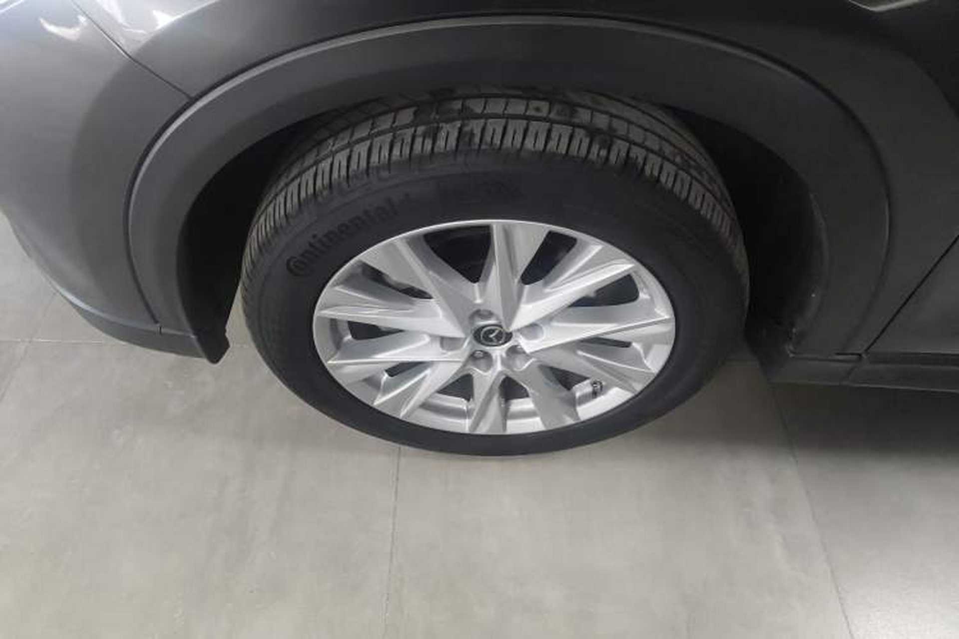 Used Mazda CX-8 2019 2.5L Four-Wheel Drive Deluxe Edition Exterior 7
