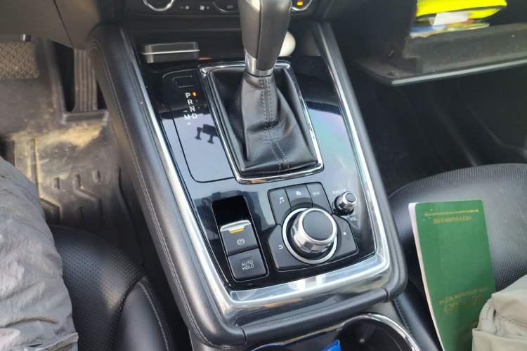 Used Mazda CX-8 2019 2.5L Four-Wheel Drive Deluxe Edition Gear Lever