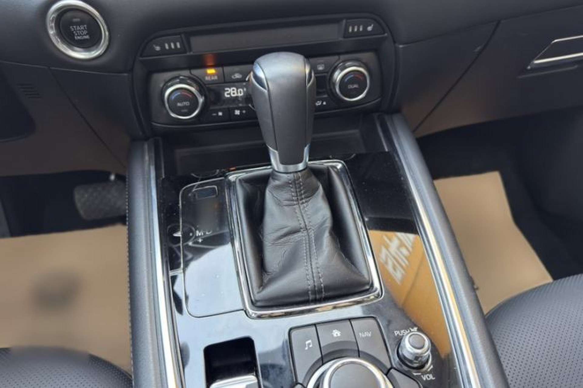 Used Mazda CX-8 2019 2.5L Four-Wheel Drive Deluxe Edition Gear Lever