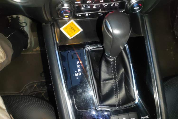 Used Mazda CX-8 2019 2.5L Two-Wheel Drive Prestige Version Gear Lever