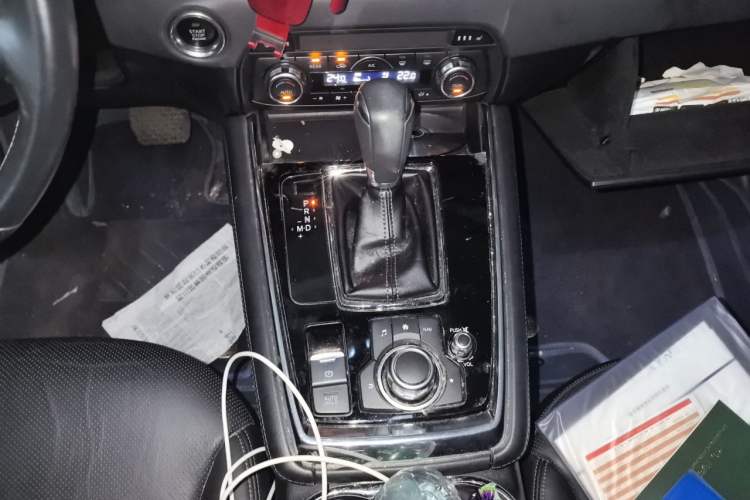 Used Mazda CX-8 2019 2.5L Four-Wheel Drive Deluxe Edition Gear Lever