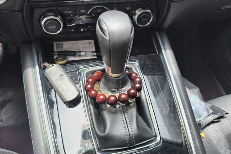 Used Mazda CX-8 2019 2.5L Four-Wheel Drive Deluxe Edition Gear Lever