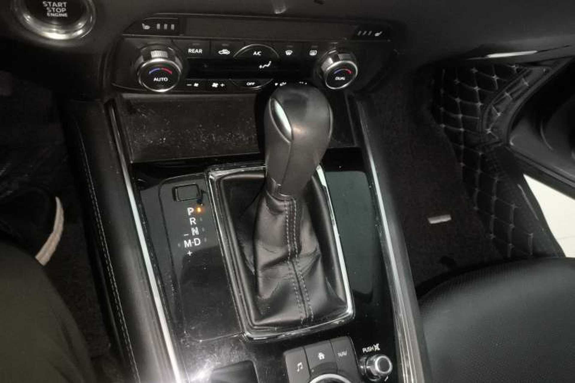 Used Mazda CX-8 2019 2.5L Four-Wheel Drive Deluxe Edition Gear Lever