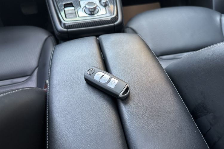 Used Mazda CX-8 2019 2.5L Four-Wheel Drive Deluxe Edition Interior 10