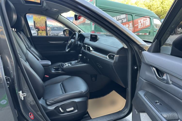Used Mazda CX-8 2019 2.5L Four-Wheel Drive Deluxe Edition Interior 12