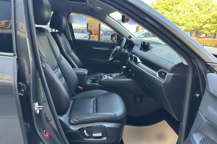 Used Mazda CX-8 2019 2.5L Four-Wheel Drive Deluxe Edition Interior 6