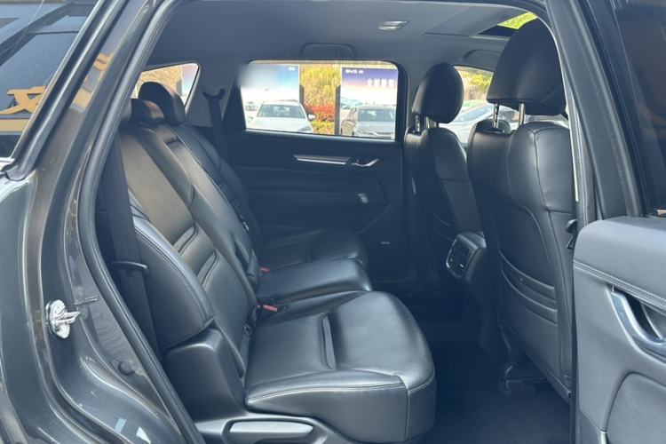 Used Mazda CX-8 2019 2.5L Four-Wheel Drive Deluxe Edition Interior 9