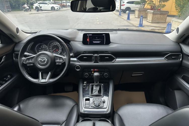Used Mazda CX-8 2019 2.5L Four-Wheel Drive Deluxe Edition Interior 9