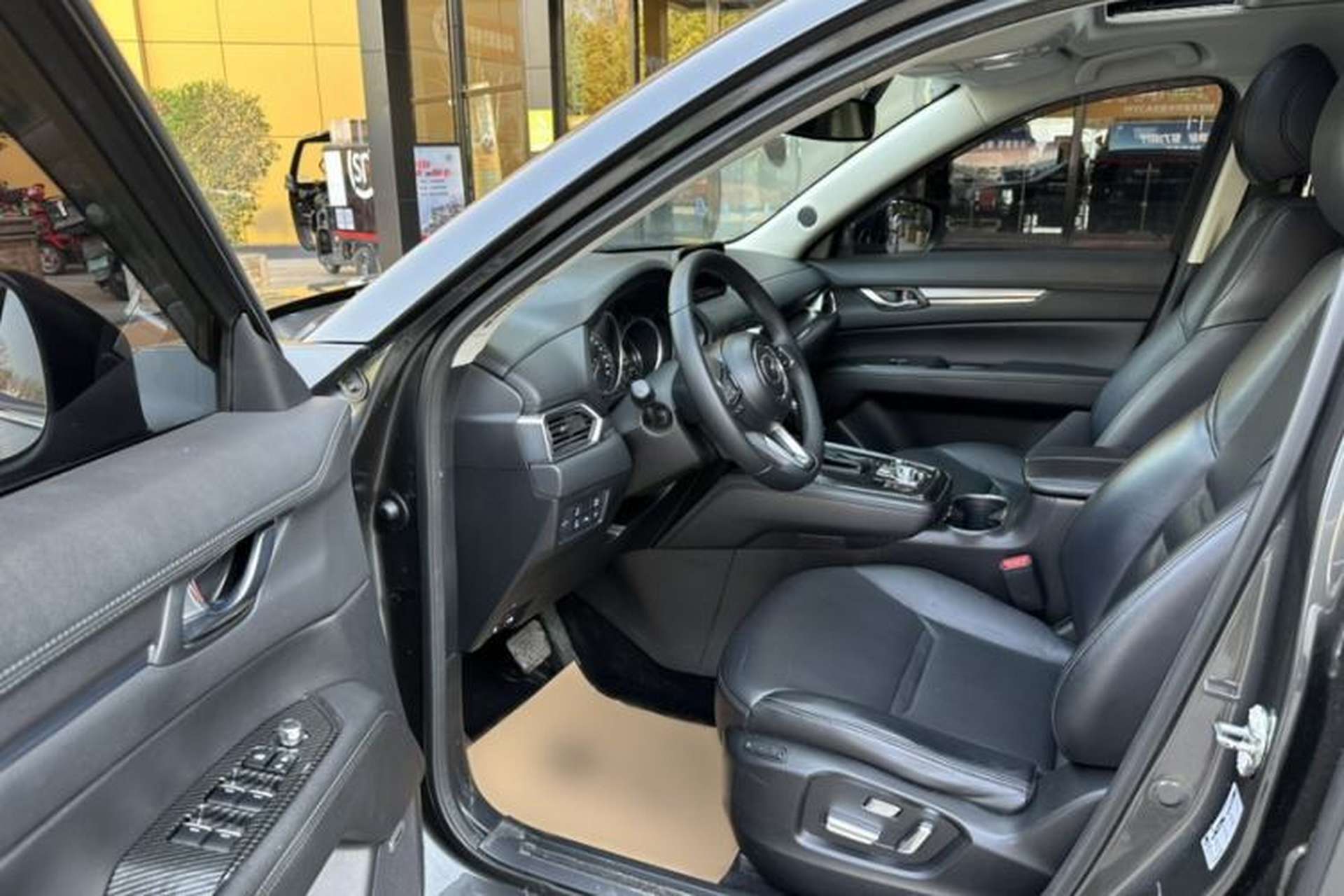 Used Mazda CX-8 2019 2.5L Four-Wheel Drive Deluxe Edition Left Front Seat