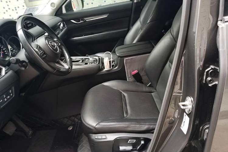 Used Mazda CX-8 2019 2.5L Two-Wheel Drive Prestige Version Left Front Seat