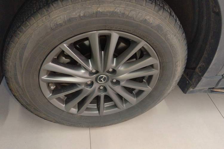 Used Mazda CX-8 2019 2.5L Two-Wheel Drive Luxury Version Left Front Wheel Hub