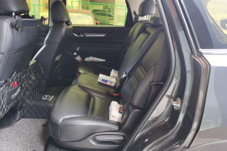 Used Mazda CX-8 2019 2.5L Two-Wheel Drive Prestige Version Left Rear Seat