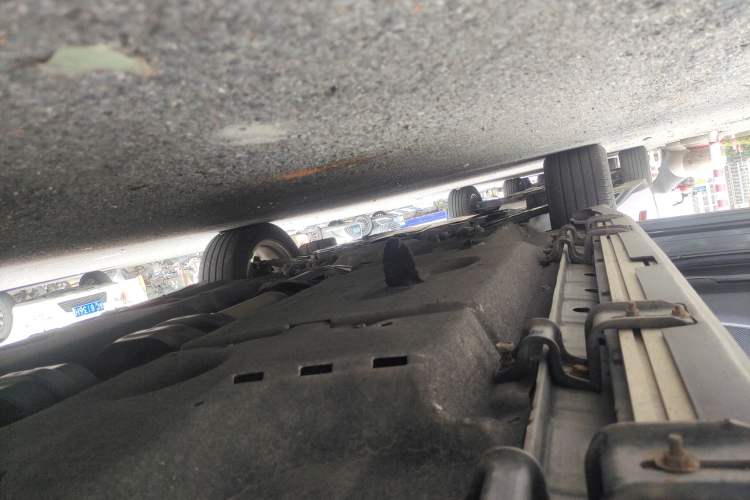Used Mazda CX-8 2019 2.5L Two-Wheel Drive Prestige Version Left Side Sill