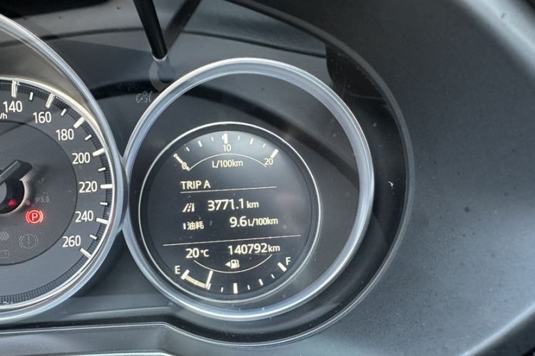 Used Mazda CX-8 2019 2.5L Four-Wheel Drive Deluxe Edition Odometer Close Up
